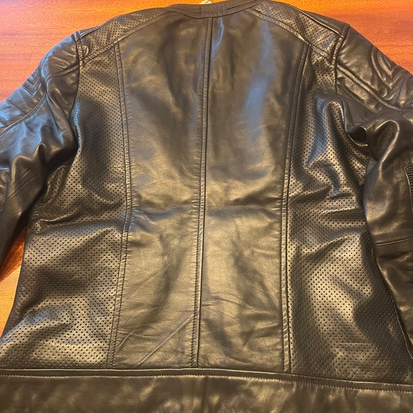 Women's Black Real Leather Jacket NWT - Picture 9 of 10